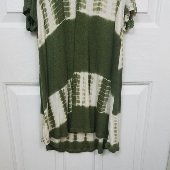 SALE🔥LAST 2! Cold Shoulder Tie Dye Tunic Top - Picture 7 of 8